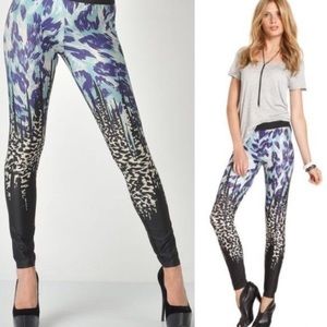 Petticoat Alley Pants - Petticoat Alley (Macy’s) printed stretch legging Petticoat Alley Pants - Petticoat Alley (Macy’s) printed stretch legging